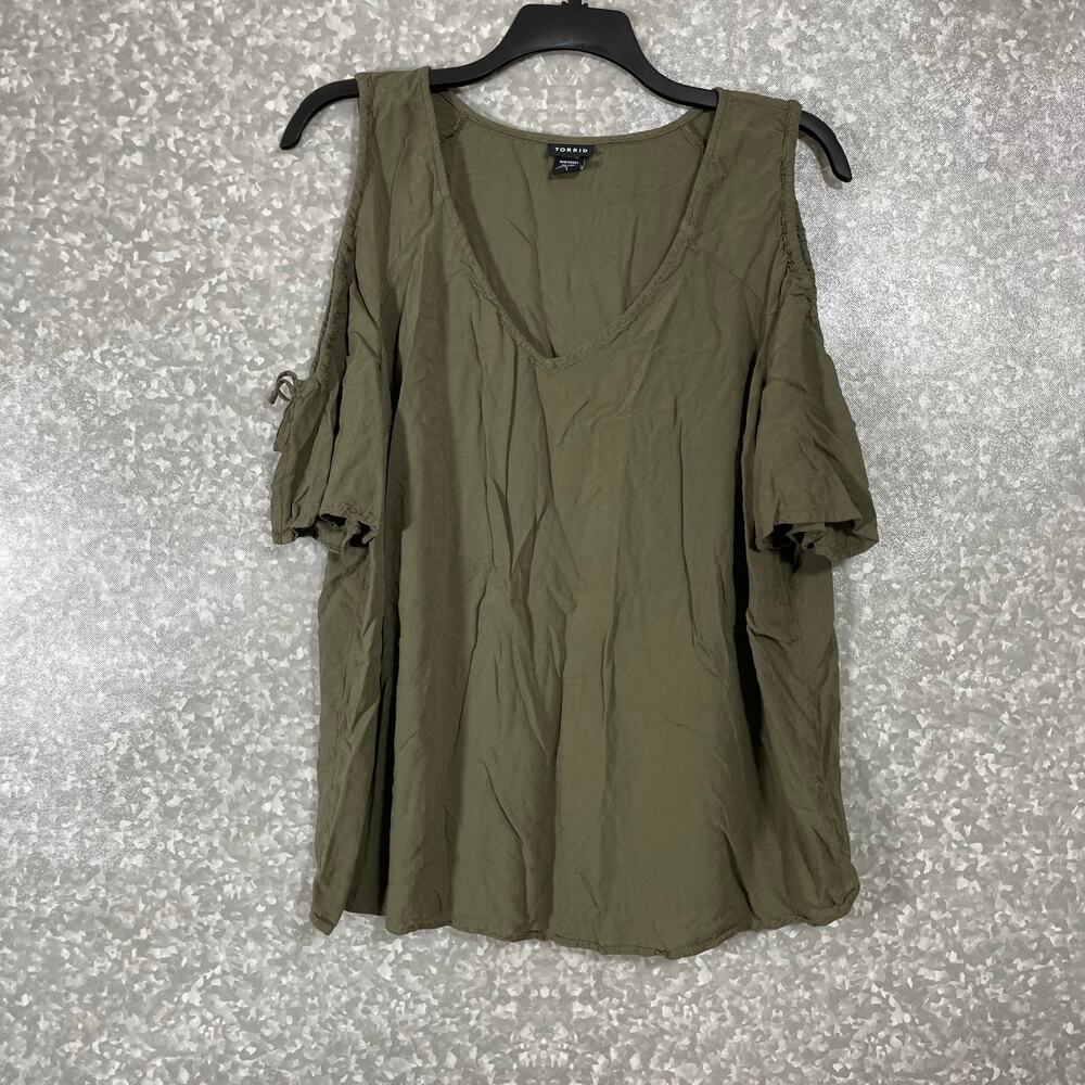 Torrid Women's Plus Size Olive Green Woven Cold Shoulder Top - Size 1 1X - Boho
